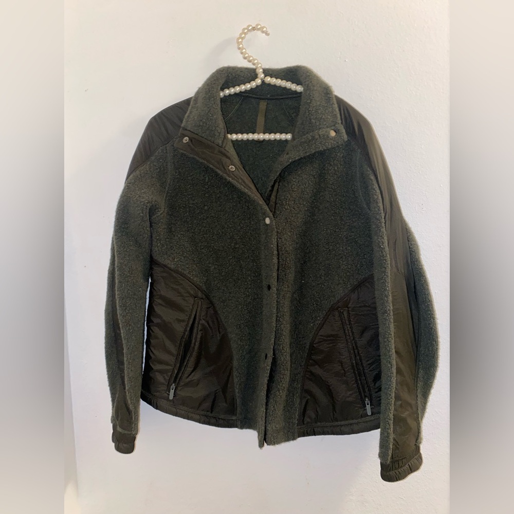 Lululemon Go Cozy wool blend tech jacket Size 6 forest green - Picture 4 of 9